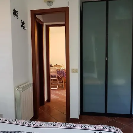 Casa Succoacido 2* Монреале